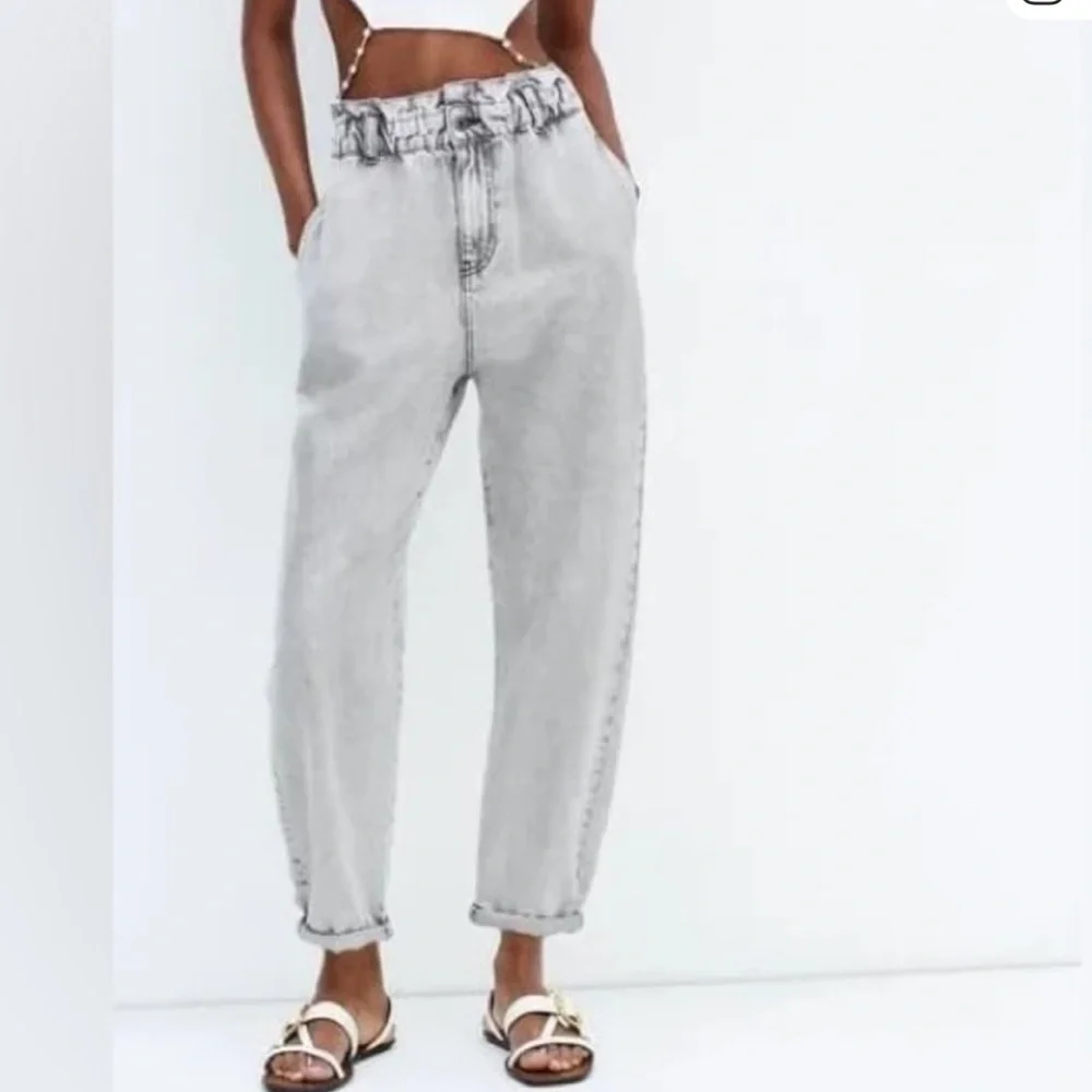 Zara High-Waisted Paperbag Baggy Slouchy Jean Washed Grey